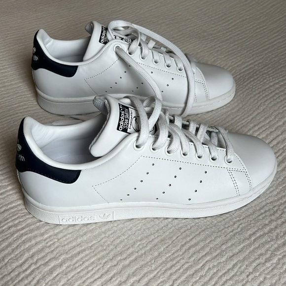 Adidas Stan Smith - size 6.5 - never worn - Picture 3 of 11